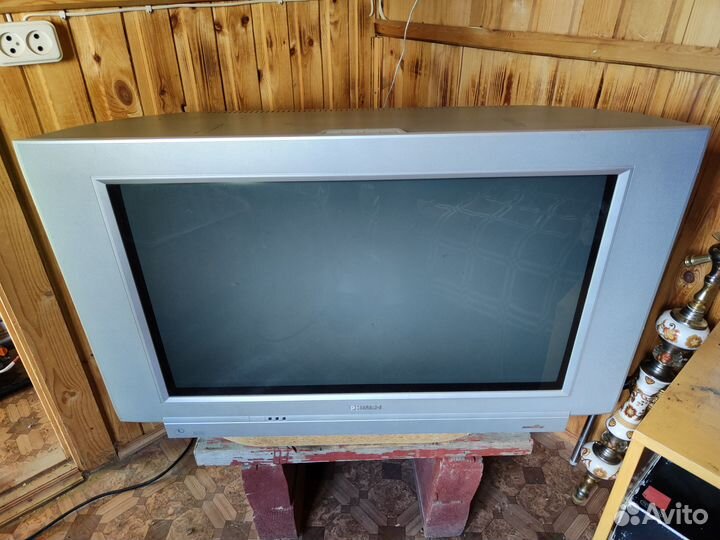Телевизор Philips 32 дюйма (81 см.)