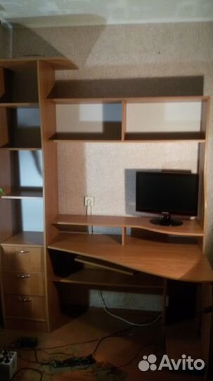 Стол, полки, стеллаж