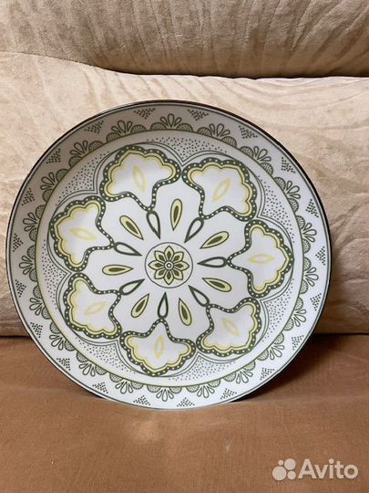 Блюдо фарфор 27 см