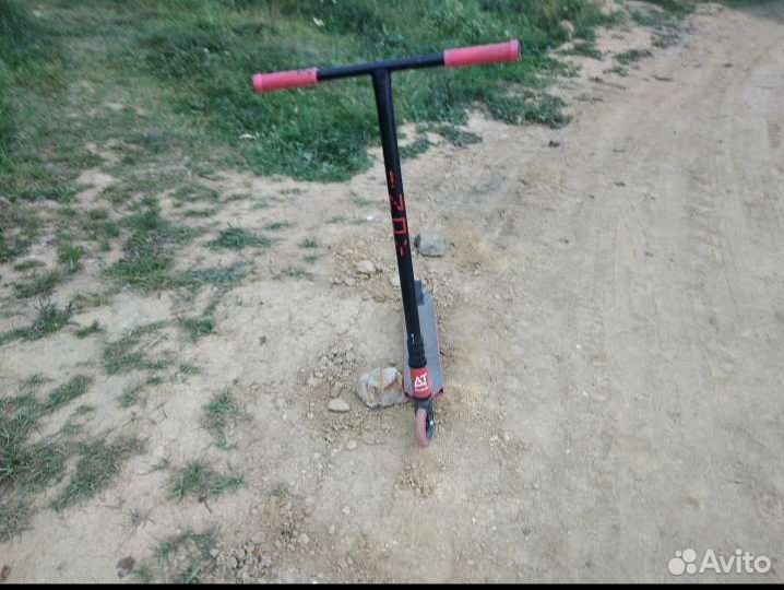 Трюковой самокат