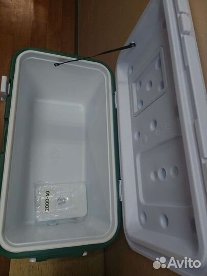 Термоконтейнер термобокс Арктика 40 литров