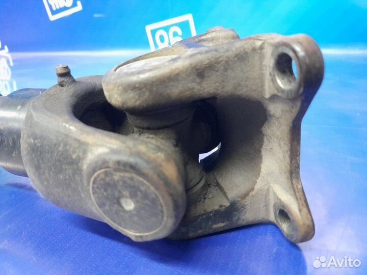 Карданный вал задний Toyota Land Cruiser UZJ100