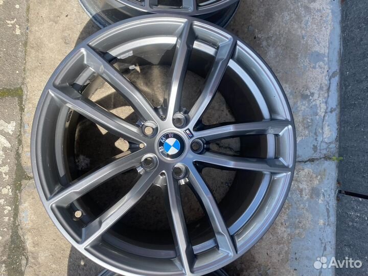 Диски R18 BMW 5 G30 Double Spoke 662 M Ferricgrey