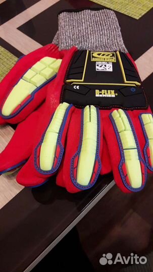 Противоударные перчаткии против порезов