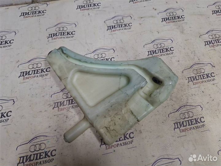 Бачок омывателя лобового стекла Audi Q7 2005