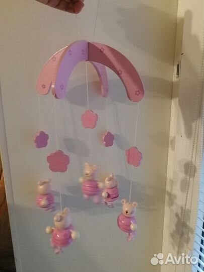 Мобиль деревянный