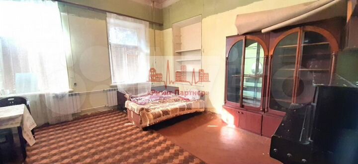 Комната 31 м² в 5-к., 2/3 эт.