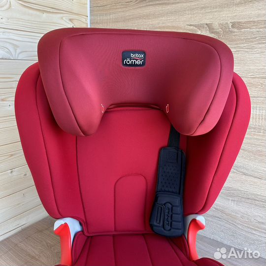 Детское автокресло 15 до 36 кг britax romer kidfix