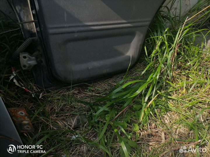 Дверь задняя