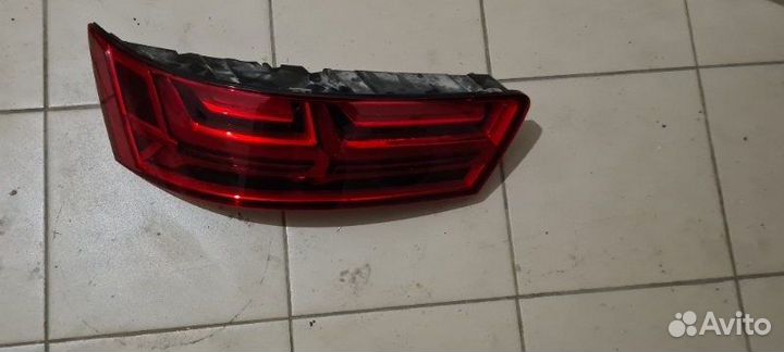 Фонарь левый задний левый Audi Q7 2015-2019
