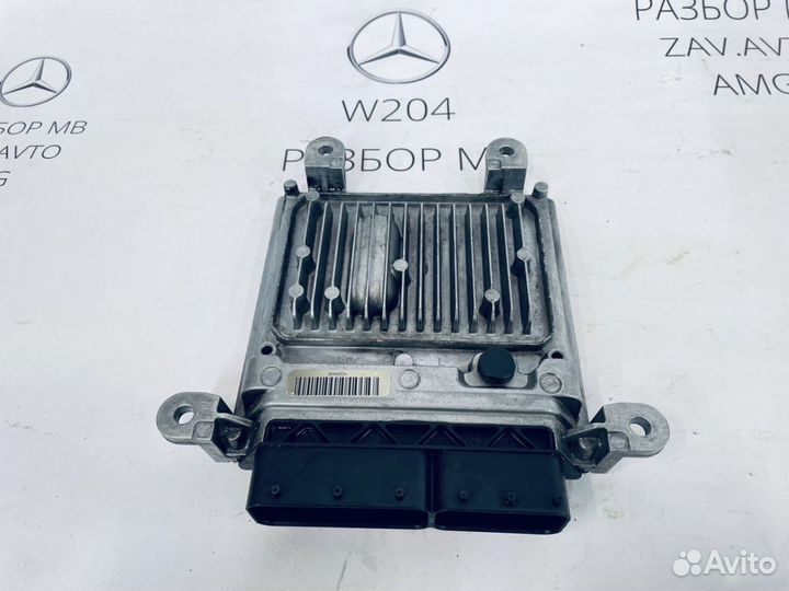 Блок управления двигателем Mercedes W204 OM651