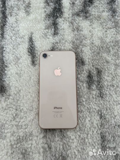 iPhone 8, 64 ГБ