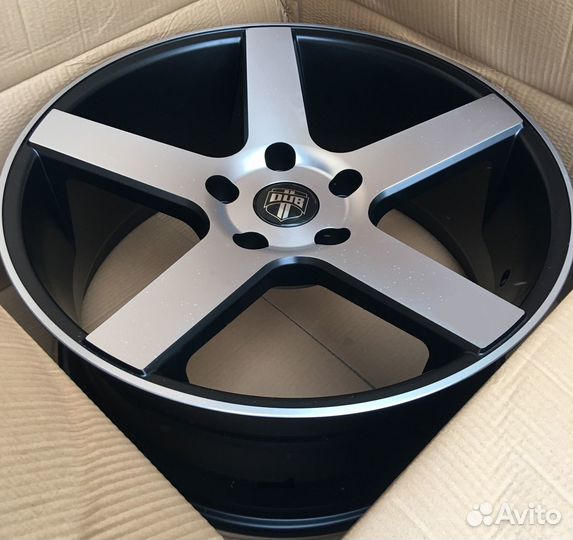 Диски на Toyota Land Cruiser 200 R24