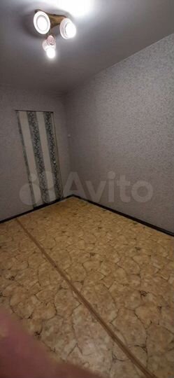 2-к. квартира, 42 м², 1/5 эт.