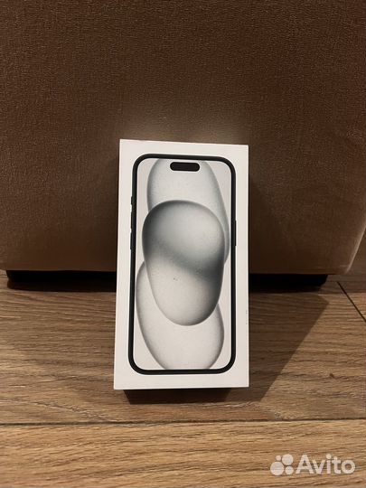 iPhone 15, 256 ГБ