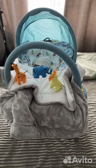 Шезлонг детский с вибрацией