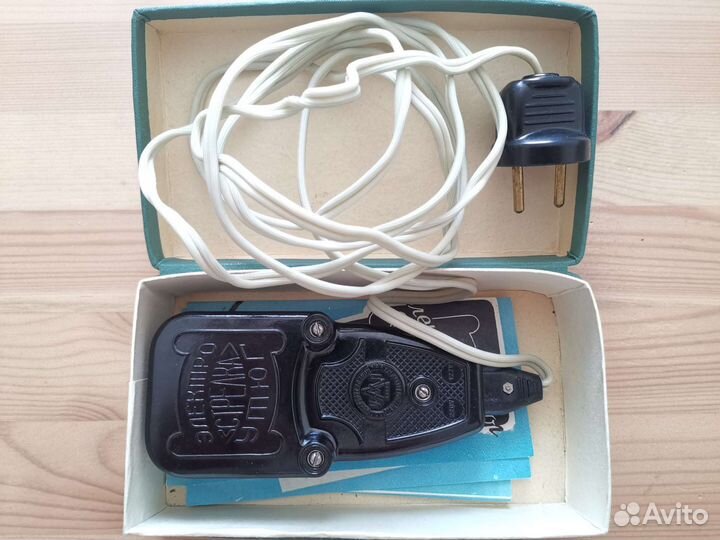 Электроутюг 