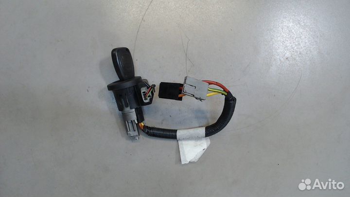 Замок зажигания Opel Vivaro, 2007