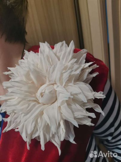 Брошь из ткани. Цветок