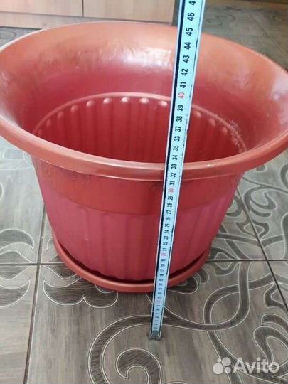 Горшок (вазон) для цветов