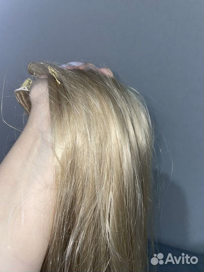 Волосы на заколках