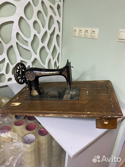 Швейная машина singer