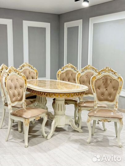 Стол стулья/стол в кухню/стулья