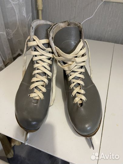 Коньки фигурные 37 размер