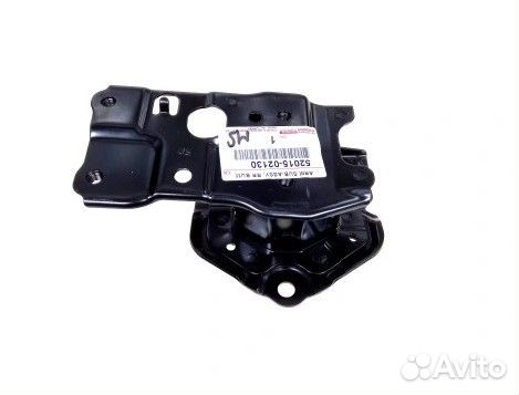 Кронштейн усилителя бампера задний правый Toyota