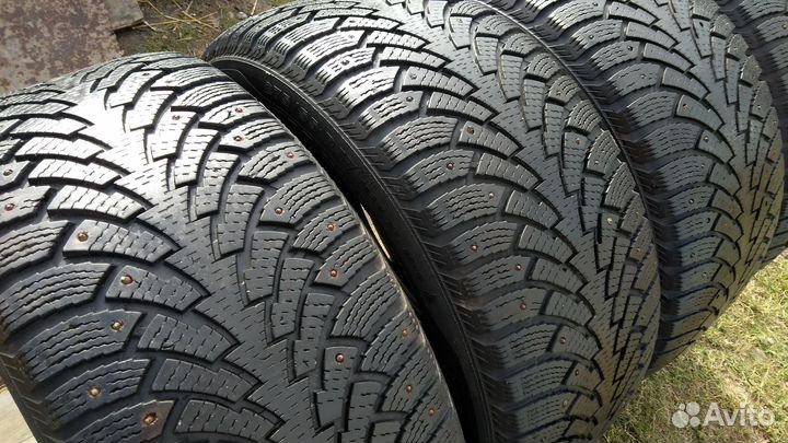 Nokian Tyres Hakkapeliitta 5 SUV 275/55 R17