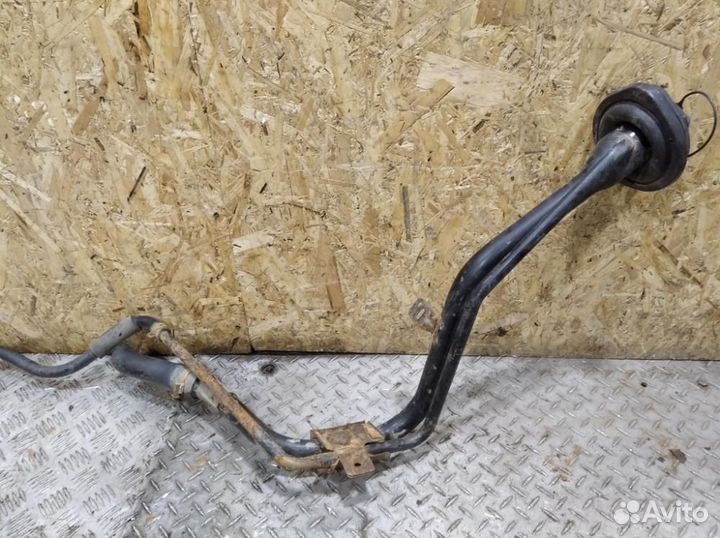 Горловина топливного бака Mazda 3 BK бк