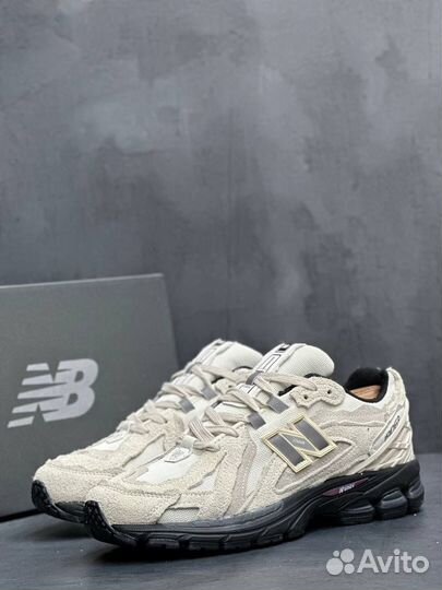 Кроссовки New Balance 1906r