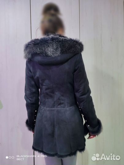 Дубленка натуральная женская с капюшоном 46 размер