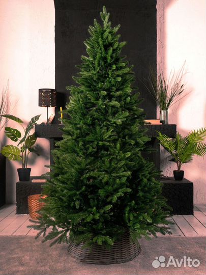 Елка искусственная