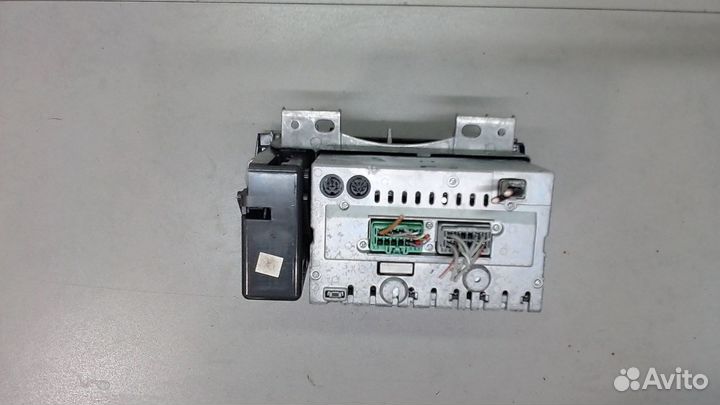 Магнитола Volvo V70, 2001