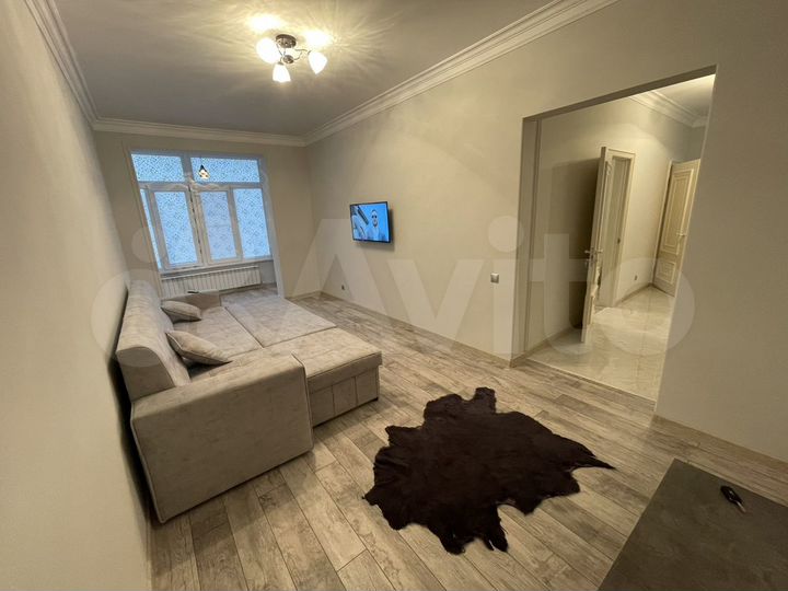 2-к. квартира, 75 м², 8/9 эт.