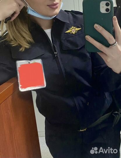 Мужская и женская форма полиции