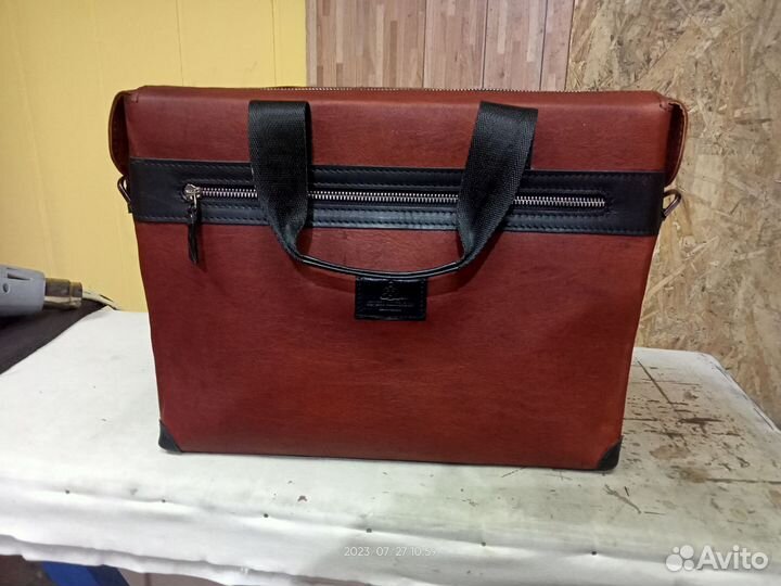 Аксессуары из кожи крокодила