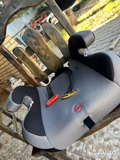 Детское автокресло бустер