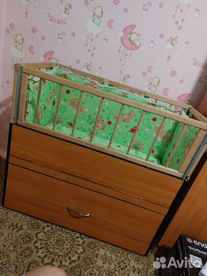 Манеж,качеля,кроватка,прыгунки,и многое другое