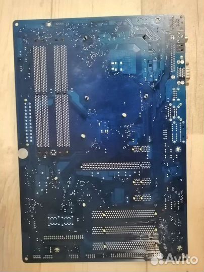 Материнская плата