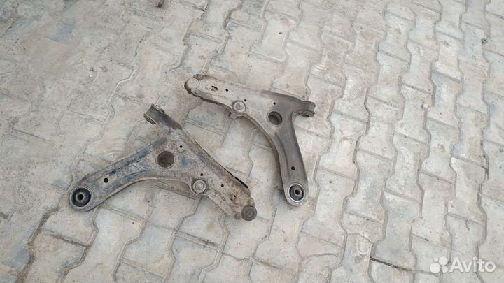 Передние рычаги гольф 3, Венто