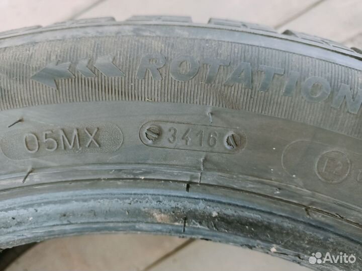 Tigar Sigura Stud 215/55 R17