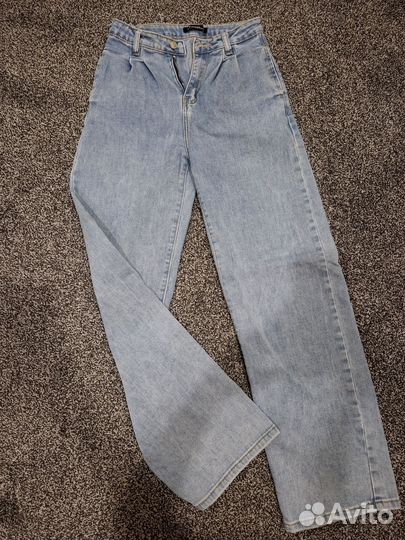 Джинсы