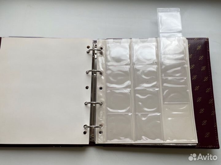 Альбом Numis под Советскую юбилейку. 64 ячейки
