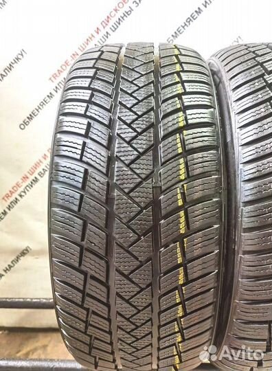 Vredestein Wintrac Pro 255/45 R20 105P