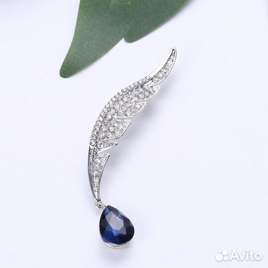 Брошь Перо с подвеской