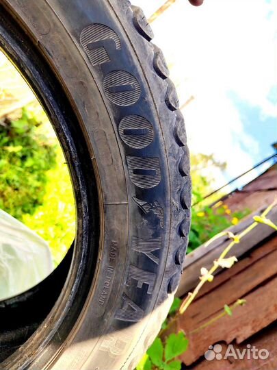 Goodyear UltraGrip 205/55 R16