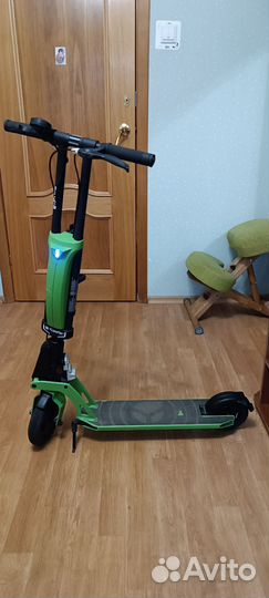 Французский электросамокат kleefer