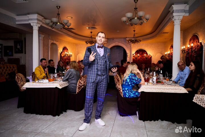 Ведущий + Музыка